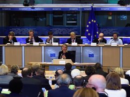 Федерика Могерини на заседании Совета ЕС