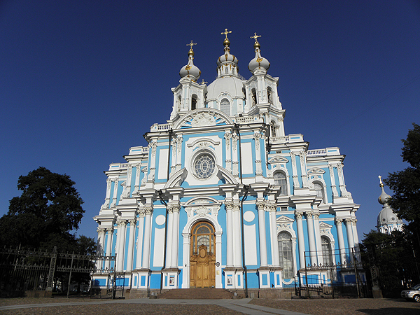Cмольный собор в Санкт-Петербурге