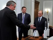 Дмитрий Рогозин, Игорь Комаров и Владимир Путин