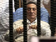 Хосни Мубарак за решеткой