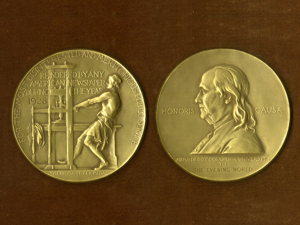 Медаль Пулитцеровской премии