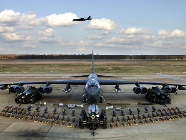 Бомбардировщик B-52