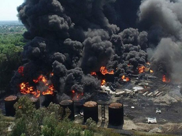 Пожар на Васильковской  нефтебазе