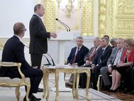 Владимир Путин на заседании Общественной палаты