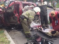 Неизвестные взорвали автомобиль секретаря Захарченко
