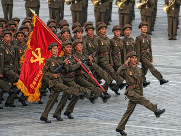 Военный марш в КНДР