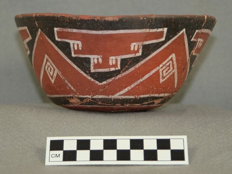 Керамический сосуд для напитка из плодов какао, ок. 750 года н.э.