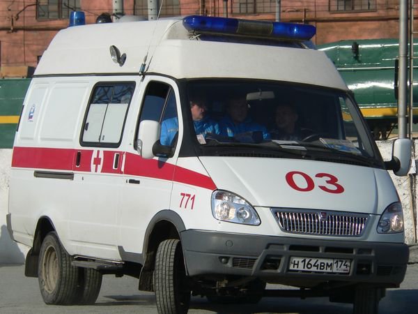 Семь человек пострадали при лобовом столкновении машин в Волгоградской области