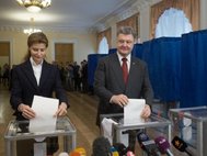 Петр и Марина Порошенко на выборах