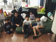 Семья беженцев из Сирии в «Шереметьево»