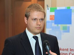 Аналитик Standard&Poor's Сергей Вороненко