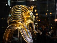 Восстановленная маска Тутанхамона