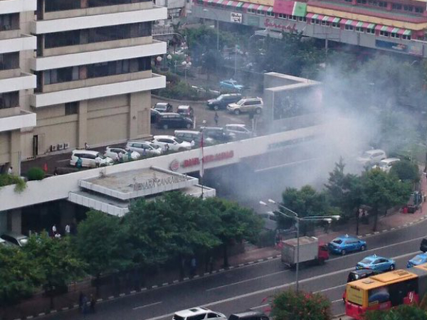 Серия взрывов в Джакарте 