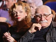 Армен Джигарханян и Виталина Цымбалюк-Романовская