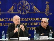 Сергей Михалков и Карен Шахназаров на заседании Патриаршего совета по культуре