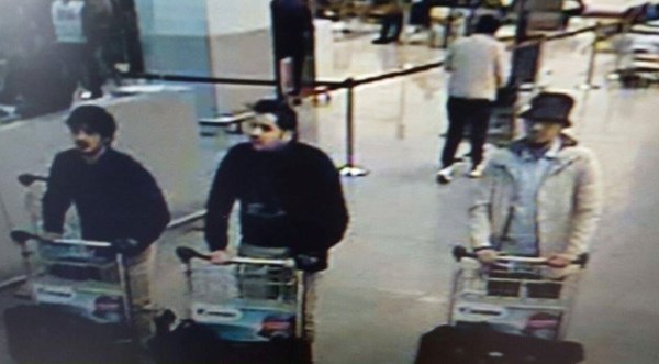 Подозреваемые в аэропорту Брюсселя