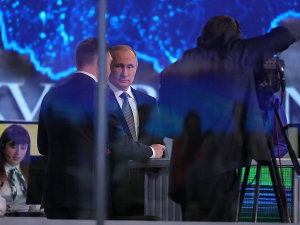 «Прямая линия» с президентом РФ Владимиром Путиным