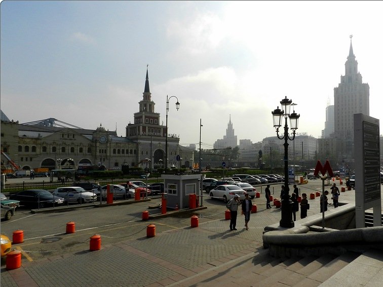 Площадь трех вокзалов фото