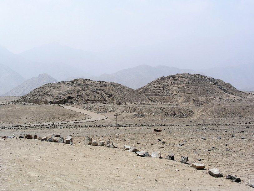 Остатки пирамид цивилизации Караль-Супе