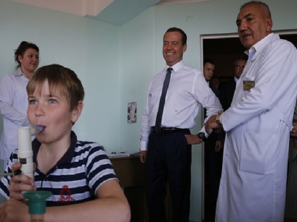 Дмитрий Медведев в крымском санатории