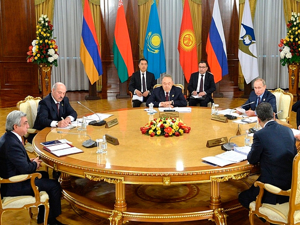 В Астане состоялось заседание Высшего Евразийского экономического совета.