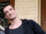 Петр Павленский после освобождения из-под стражи.