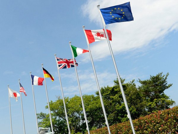 Саммит G7. Флаги