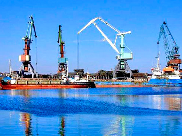 Махачкалинский международный морской торговый порт