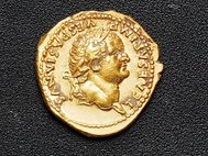 Монета с профилем императора Веспасиана