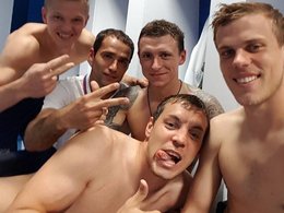 Игроки российской сборной после ничьей с Англией на чемпионате Европы по футболу.