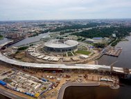 Строящийся стадион "Зенит-Арена" в Санкт-Петербурге. 19 июля 2016