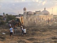 Строительство усыпальницы для Ислама Каримова на кладбище в Самарканде. 1 сентября 2016 года