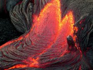 Лава, вытекающая из вулкана Килауэа на Гавайях. Фото: Zach Jackson/Flickr