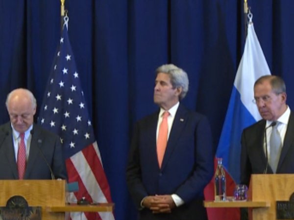 Стаффан де Мистура, Джон Керри и Сергей Лавров на пресс-конференции