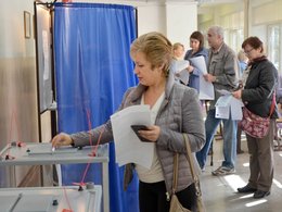 Голосование на выборах в Госдуму VII созыва . Омская область.