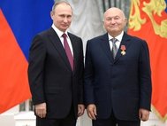 Владимир Путин и Юрий Лужков в Кремле