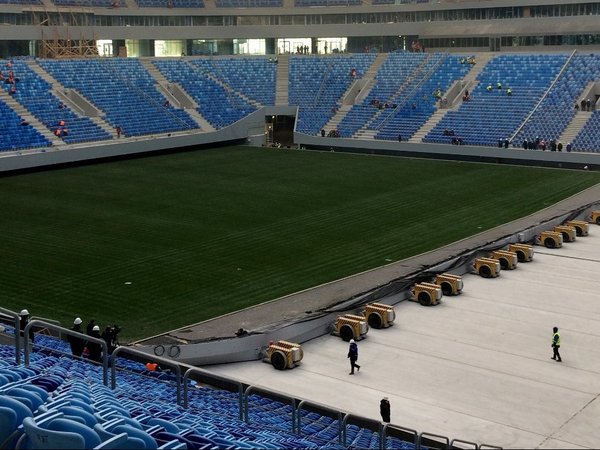 Выкатное поле стадиона "Зенит-Арена". 24 октября 2016