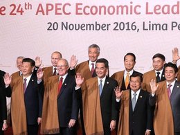 Участники заседания лидеров экономик форума АТЭС