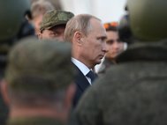 Владимир Путин на военном полигоне. 2015 год