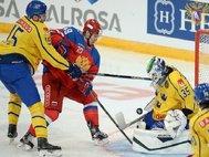 Сборные России и Швеции по хоккею