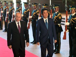 Владимир Путин и Синдзо Абэ в Нагато 15 декабря 2016