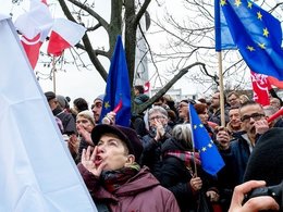Акция протеста в Варшаве 19 декабря 2016
