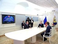 Владимир Путин дает старт подаче российского газа в Крым