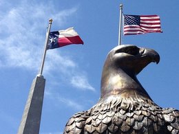 Фигура орла в штате Техас.