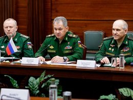 Министр обороны РФ Сергей Шойгу  на совещании