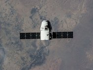 Космический корабль Dragon
