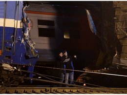 Столкновение поезда и электрички в Москве