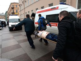 Последствия взрыва в метро в С.Петербурге