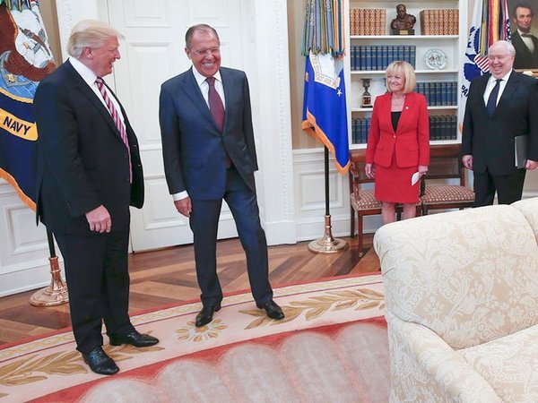 Президент США Д.Трамп и министр иностранных дел России С. Лавров 
