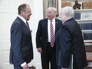 Сергей Лавров с Дональдом Трампом 10 мая 2017